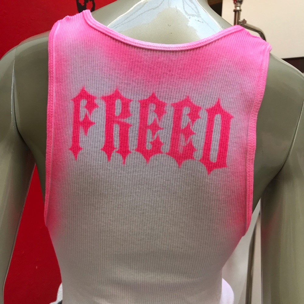BRITNEY SPEARS FREED distressed ribbed graffiti soft tank top L - Picture 4 of 17